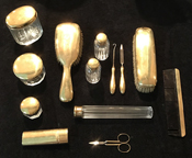 949-689-2047 antique vanity set