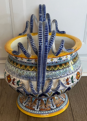 949-689-2047 Franco Mari urn 949-689-2047 Franco Mari urn