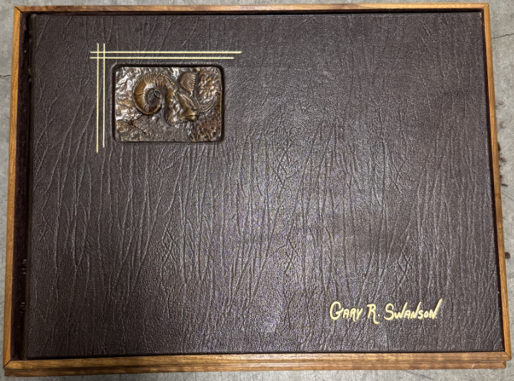 949-689-2047 Gary Swanson art book
