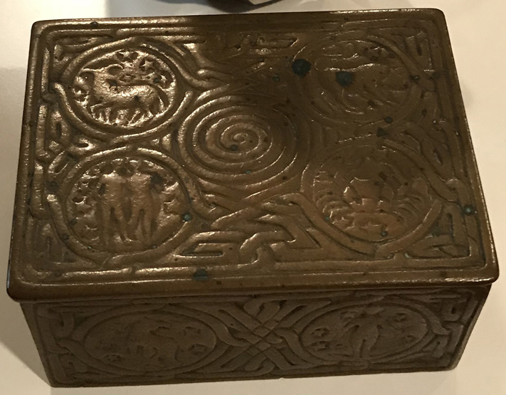949-689-2047 Tiffany box