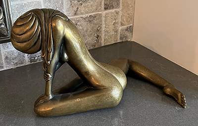 949-689-2047 Bronze sculpture