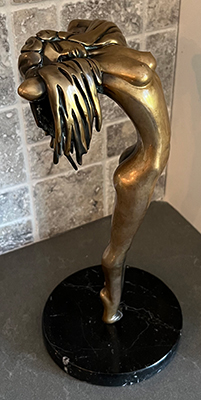 949-689-2047 Bronze sculpture